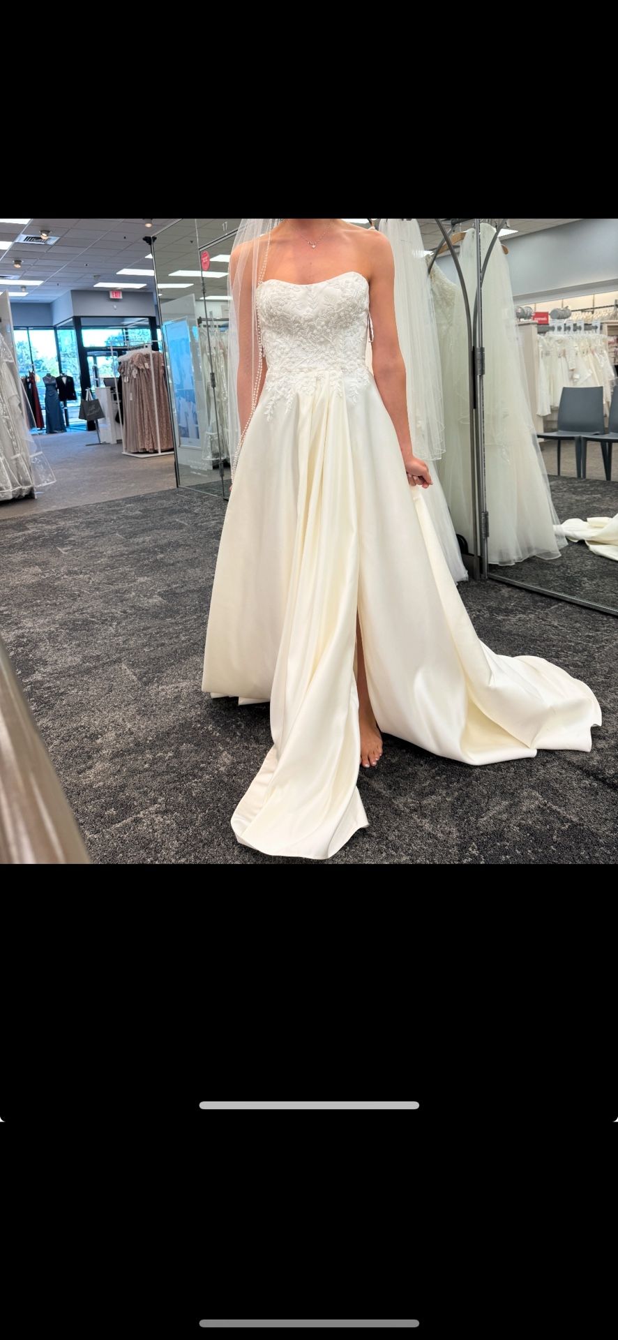 Ivory Sleeveless Wedding Dress Size 2