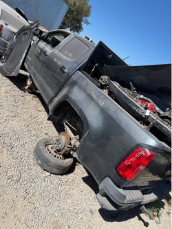 2015 chevy colorado for parts only