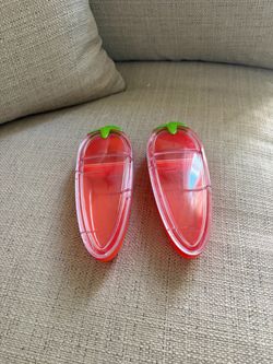 Snack container - Carrot shaped