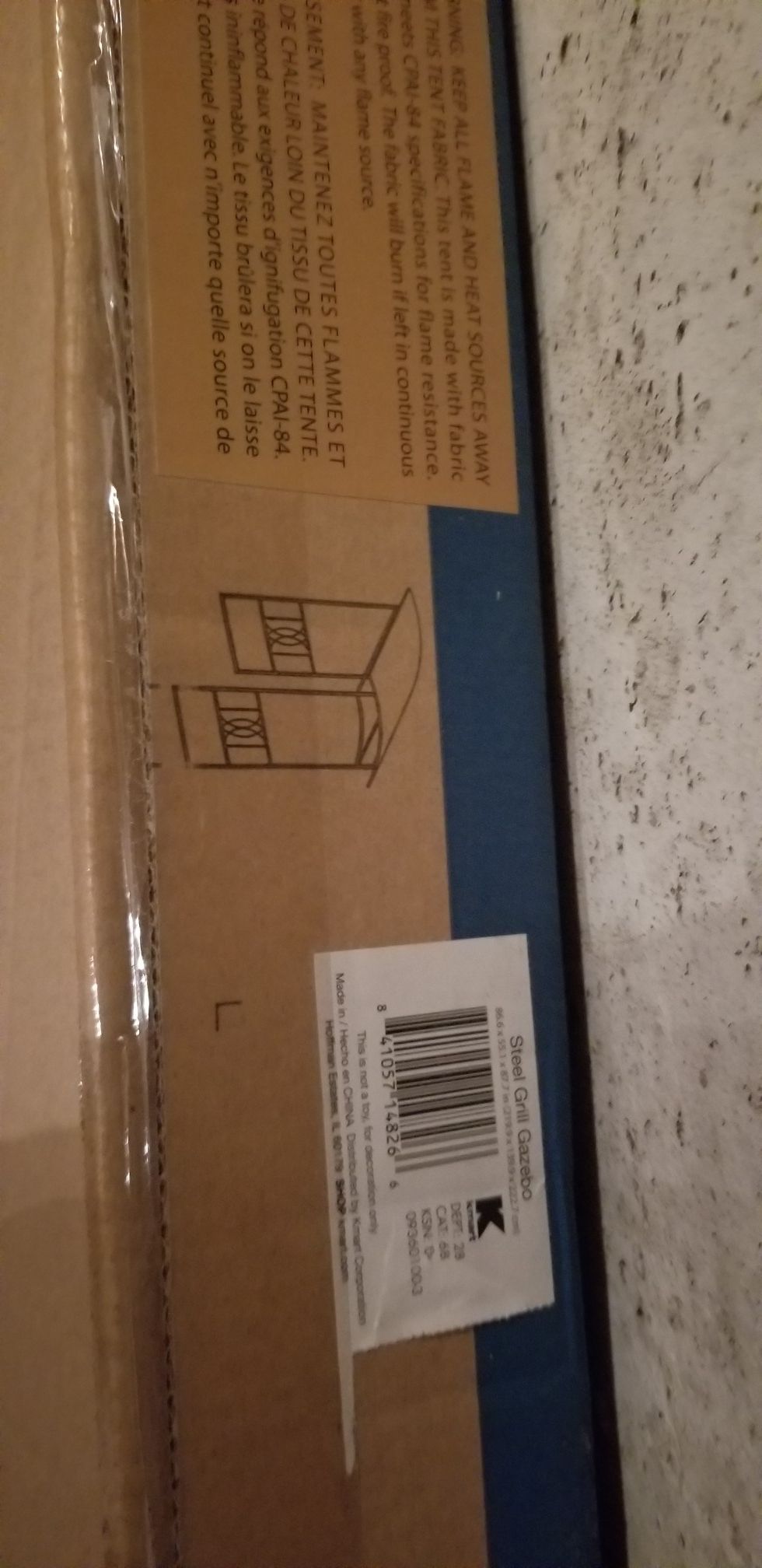 Moving dont need out door grill cover new in box