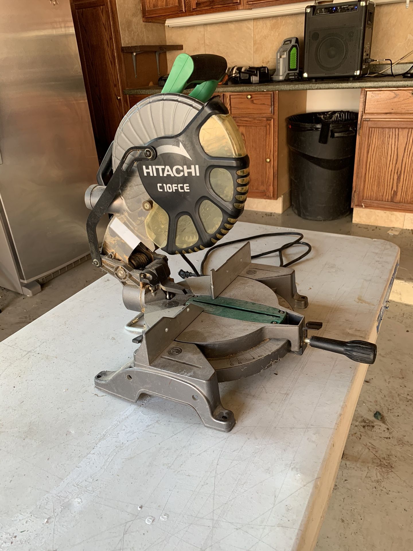 Hitachi miter saw