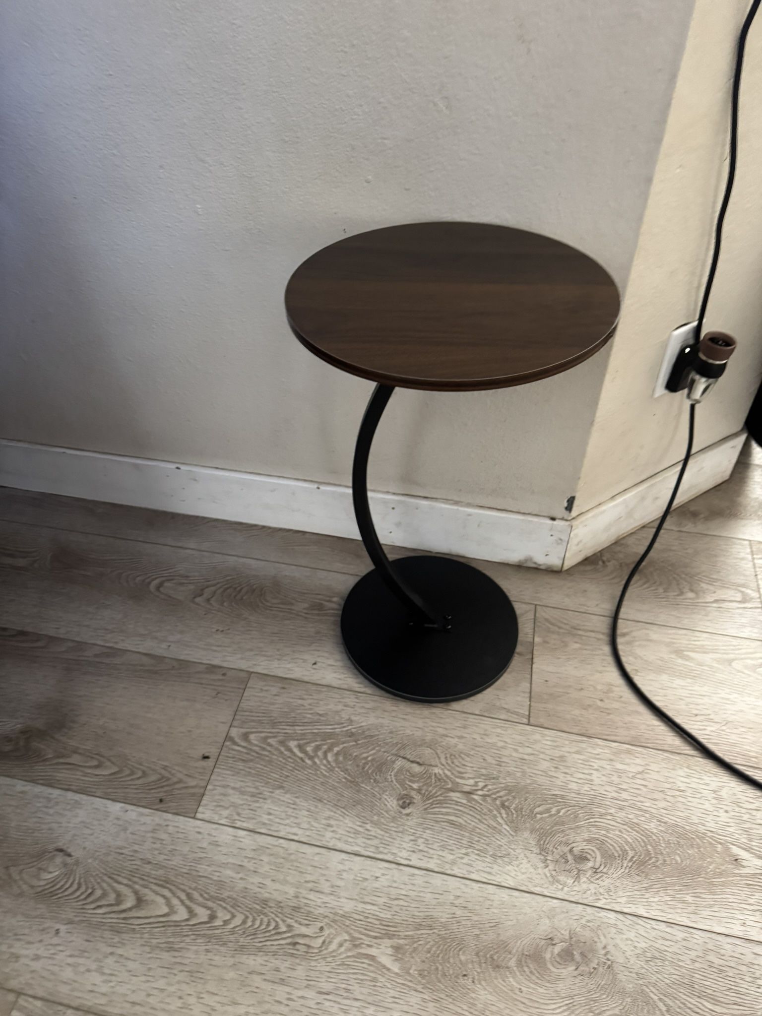 NEW IN BOX END TABLE