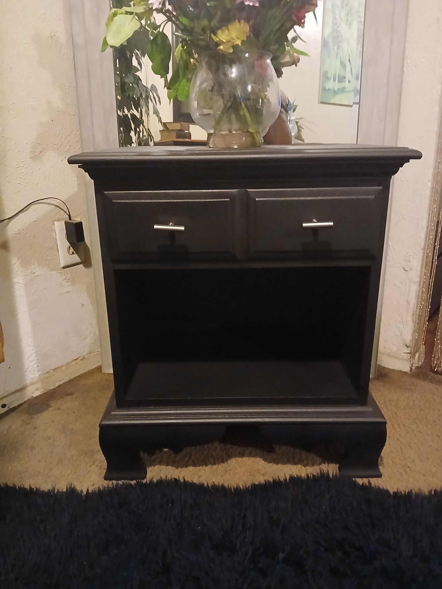Small Black Refurbished Nightstand in Great Condition asking 40$