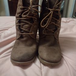 Woman's Timberland Boots