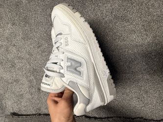 Women’s shoes size 6