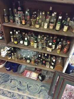 Antique small bottles. Tons of them 3$-10$ each