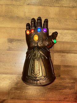 Marvel Legends Collectible Infinite