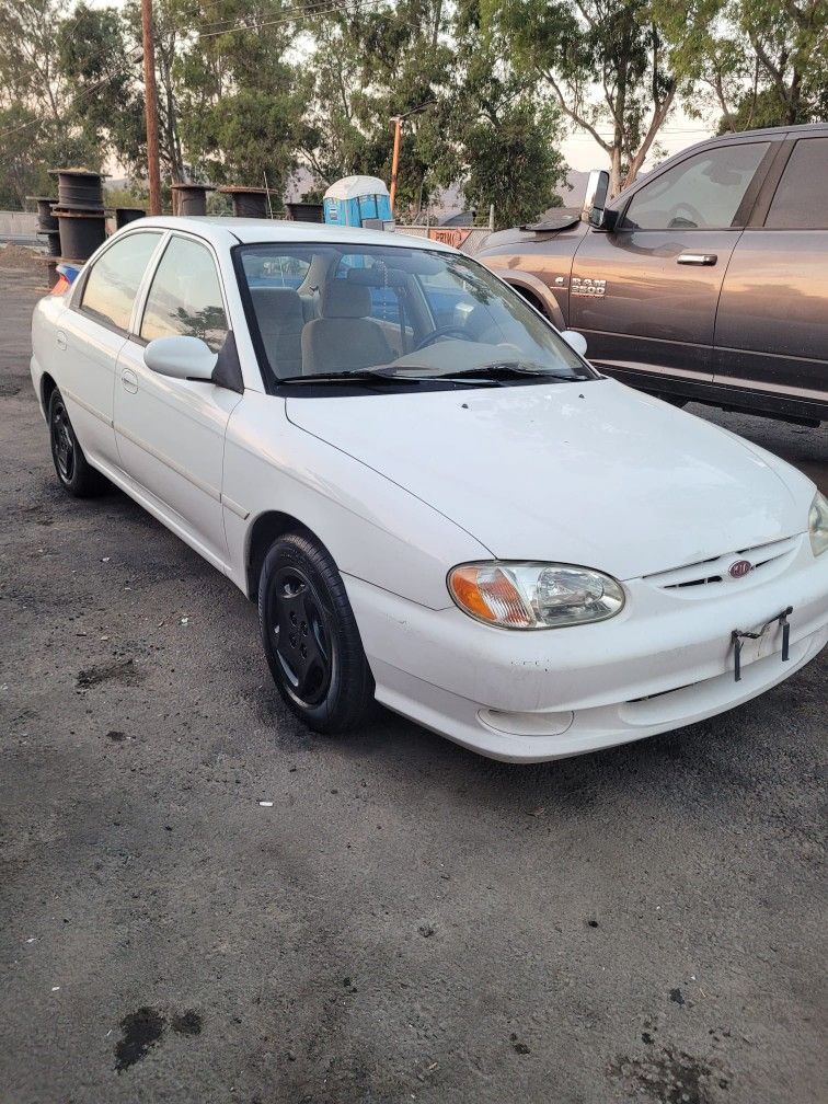 2001 KIA Sephia