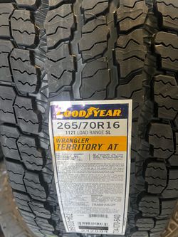 265/70/16 new Goodyear wrangler territory AT 265/70/16 Llantas nuevas todo terreno