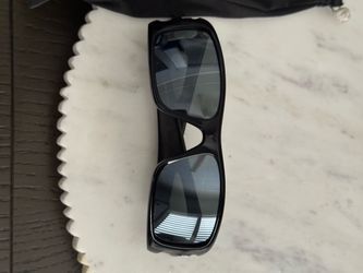 Oakley crankcase with dust pouch