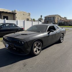 2015 Dodge Challenger 