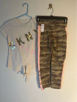 New With Tags Girls DKNY 2 Pieces Set Size 10