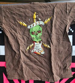 Vintage Hard Rock Cafe graphic t-shirt.