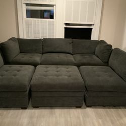 Sectional Couches 