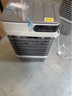 Mini swamp cooler