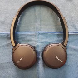 SONY HEADPHONES WH-CH510