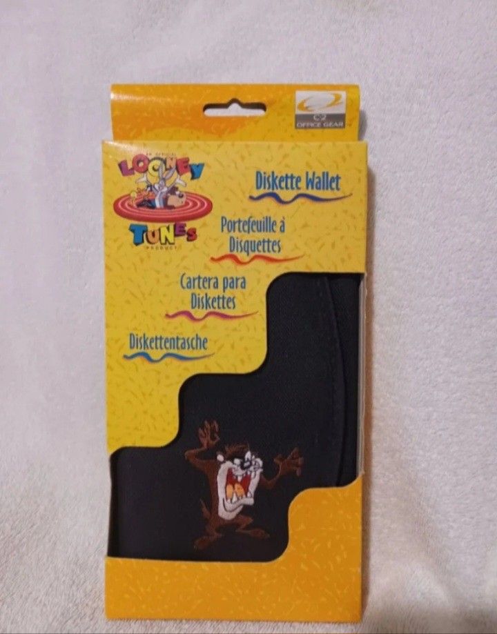 Vintage Looney tunes Tasmanian devil diskette wallet