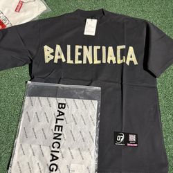 Balenciga Tee 