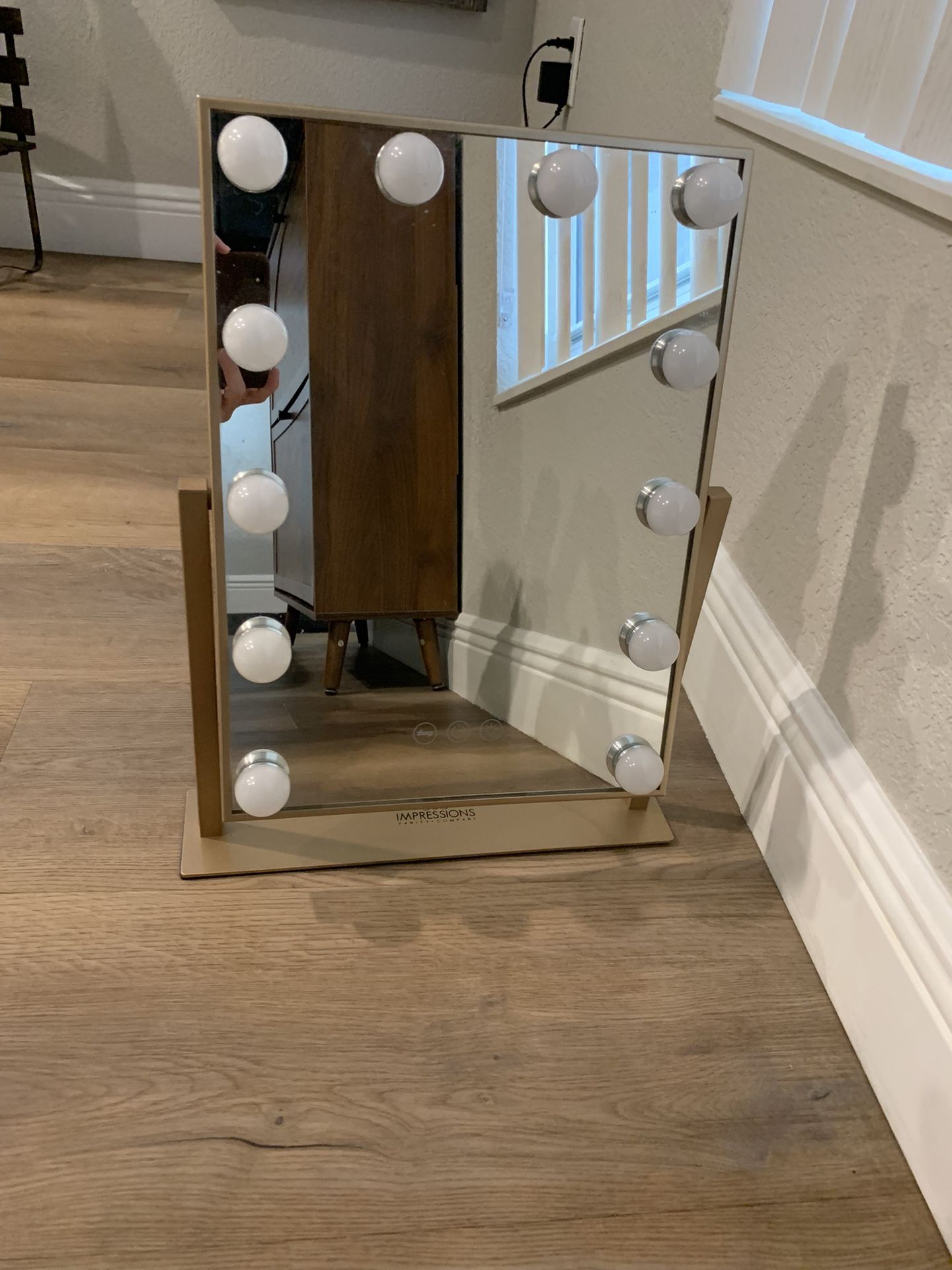 Vanity Mirror