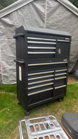Large rollaway toolbox