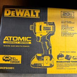 Dewalt 20v Impact Drill Gun W/Battery, Charger, Carry Bag