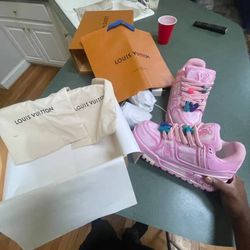 Lv Trainer Sneaker 