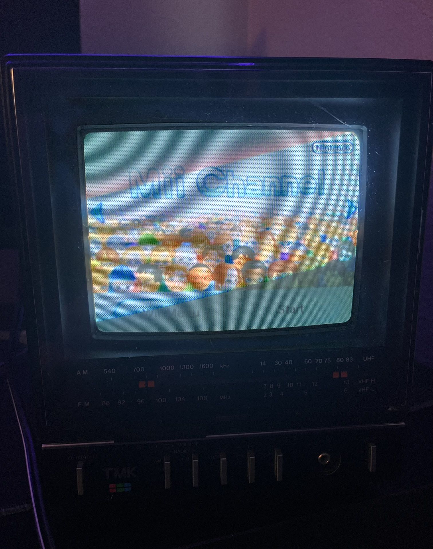 PORTABLE CRT TV