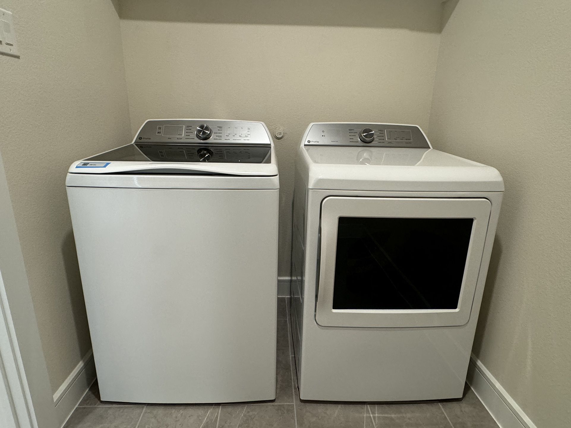 New Washer And Dryer Set
