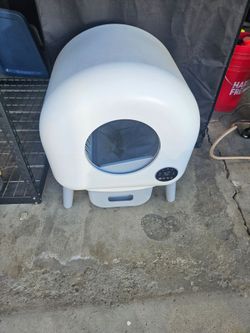 Automatic Self-Cleaning Cat Litter Box