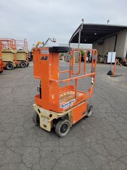 JLG 1230ES Electric Vertical Lift