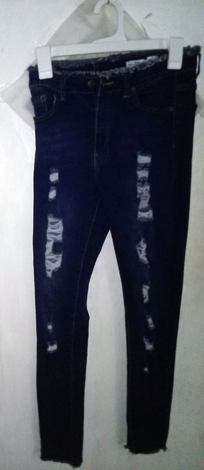 Stylish Distressed Dark Blue Skinny Jeans