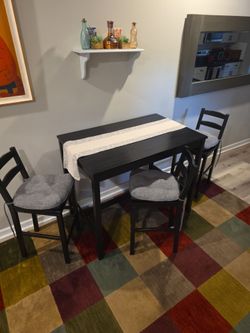 Kitchen table