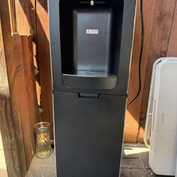 Water Dispenser