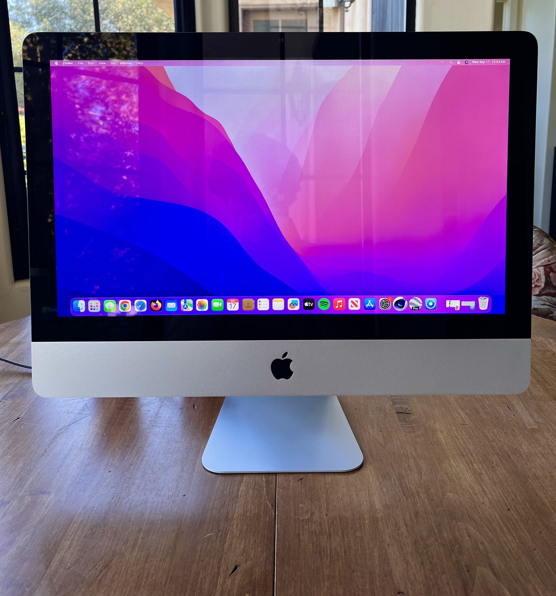 Mid 2011 21.5” in Apple iMac Desktop Computer - 1 TB SSD - 16 GB RAM