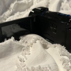 Vivitar Camcorder Model# DVR-5K-BLK