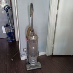 *Tested* Shark Navigator DLX Upright Vacuum NV70