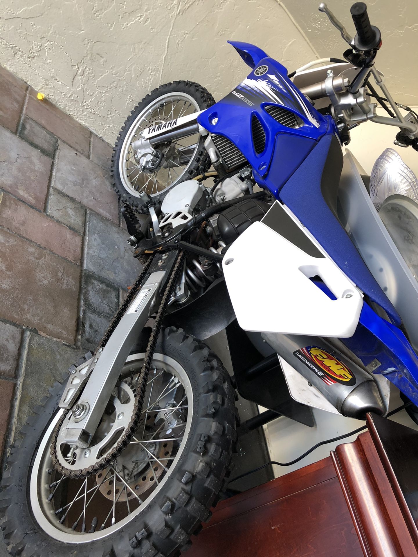 Yamaha dirt bike 85