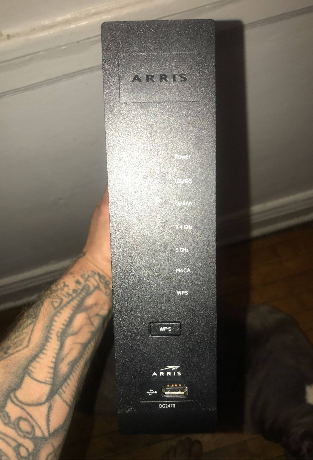 Arris DG2470 home router for Sale in Chicago, IL OfferUp