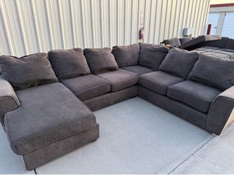 U sectional need gone asap