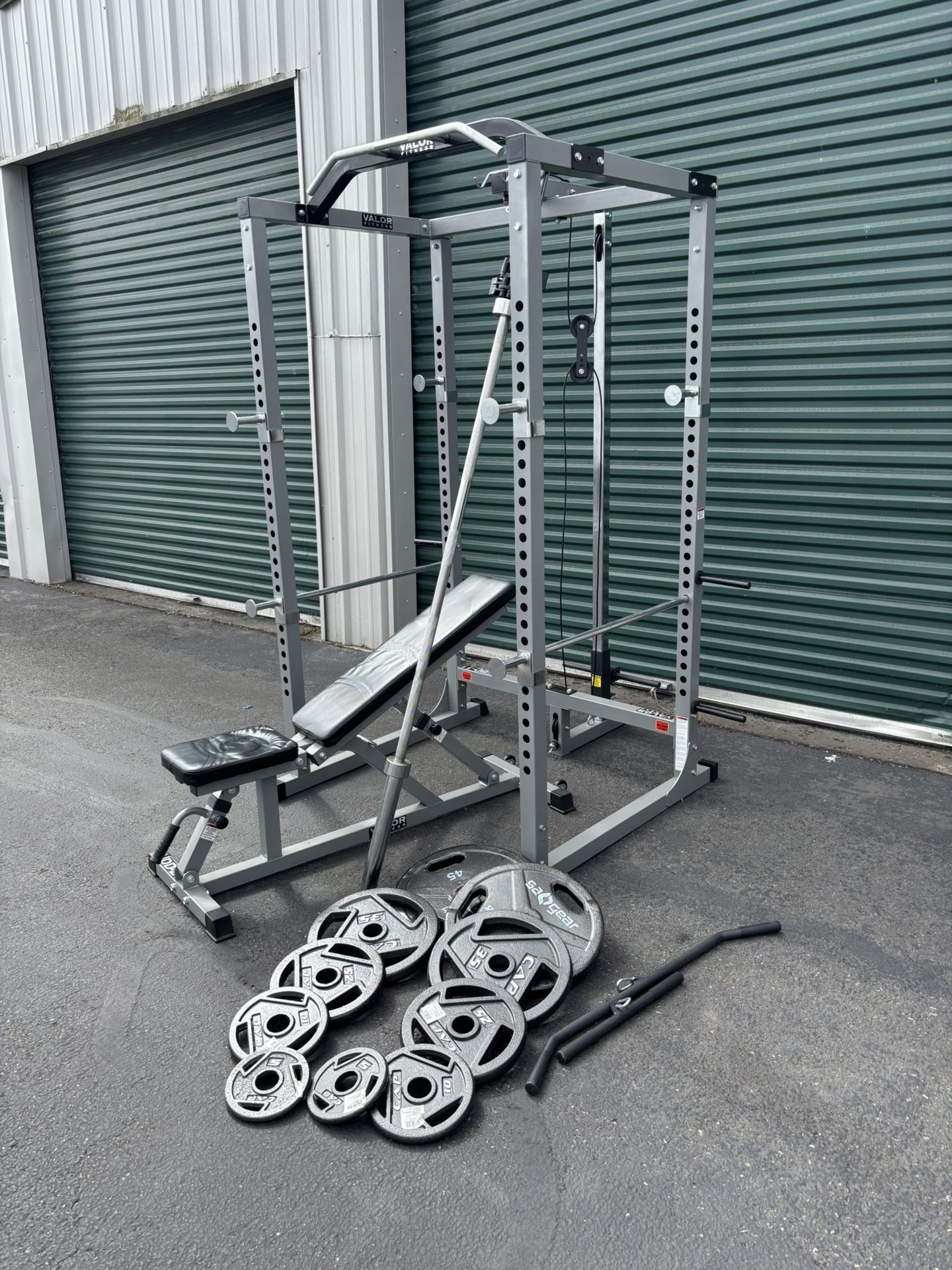 Gym Power Rack Weights Bar Lat Pull Down Bench