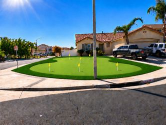 Grama artificial/// pavers /// rook/// more