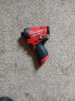 Milwaukee 1/4 " (6mm) Hex Impact Driver