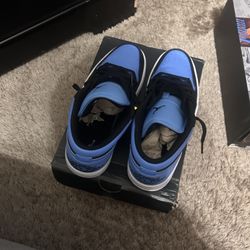 Jordan 1 Low University Blue size 9