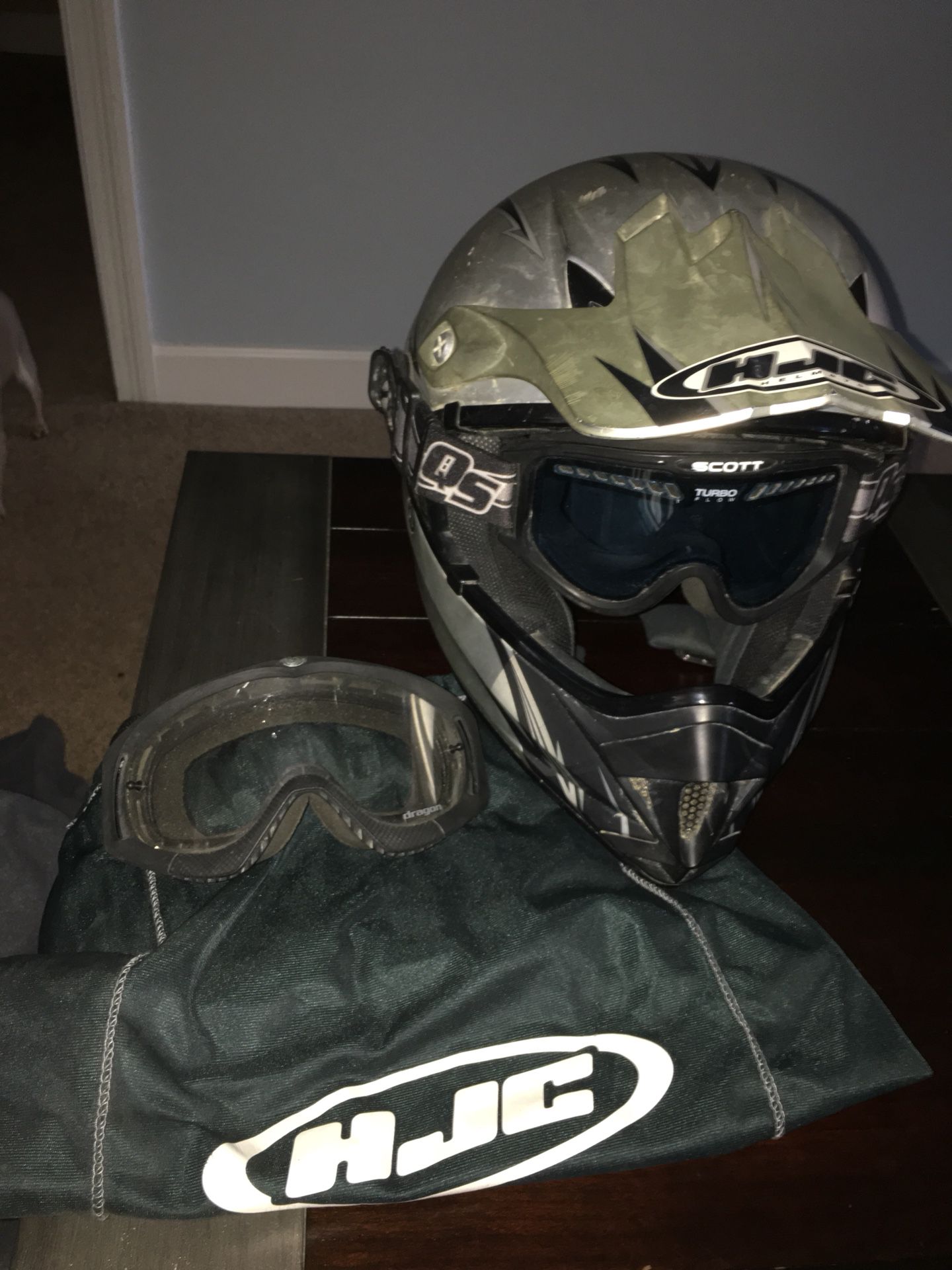 HJC Motocross Helmet