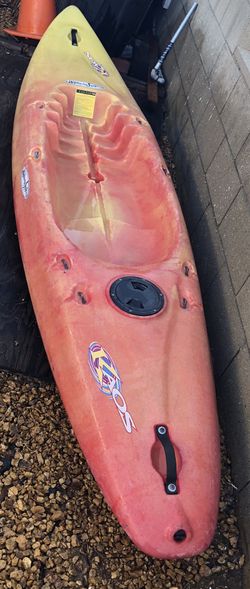 Kayak with seat