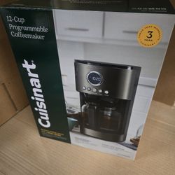  Cuisinart Stainless Steel 12-Cup Coffee Machine, Black