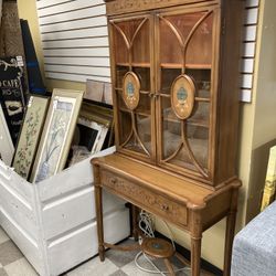 Antique Lighted Wood Cabinet W/ Hutch