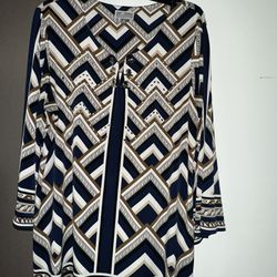 Beautiful Shirt - JM Collection (from Macy’s) - Color:  Navy blue, Brown & White  w Gold  Chain Clasps - Size 1X 