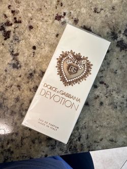 Dolce & Gabbana perfume