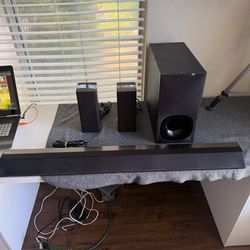 Sony HT-RT5 5.1 Soundbar Home Theater System with Wireless Subwoofer